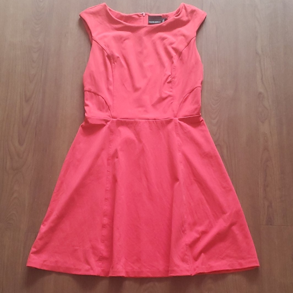 Sleeveless red dress